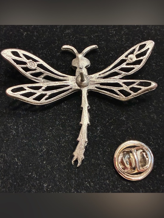 Vintage EUC  Silver Tone Dragonfly Brooch Pin-1980s - Picture 3 of 8